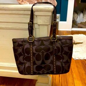 Brown coach tote.
